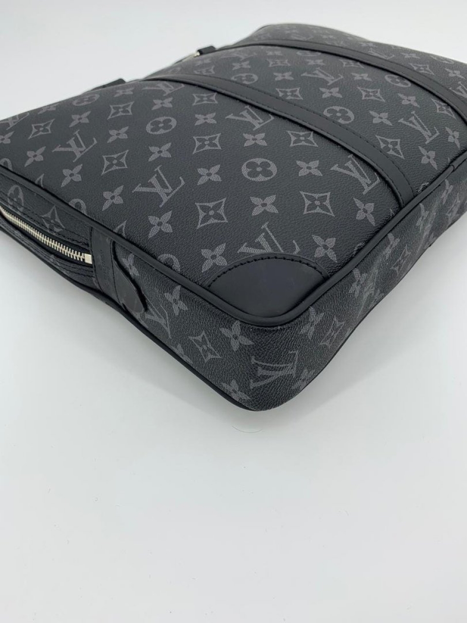 Портфель Louis Vuitton